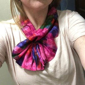 Vintage Velcro 80’s scarf / neck accessory